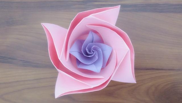 45手工折纸玫瑰花,一张小正方形纸就能折出简单又漂亮的玫瑰花  05:05
