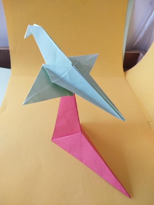 折纸工艺千纸鹤及变种的折纸方法